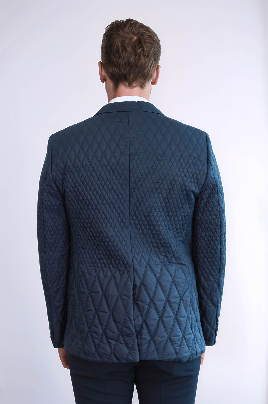 Blazer acolchado azul marino de corte entallado - Wessi