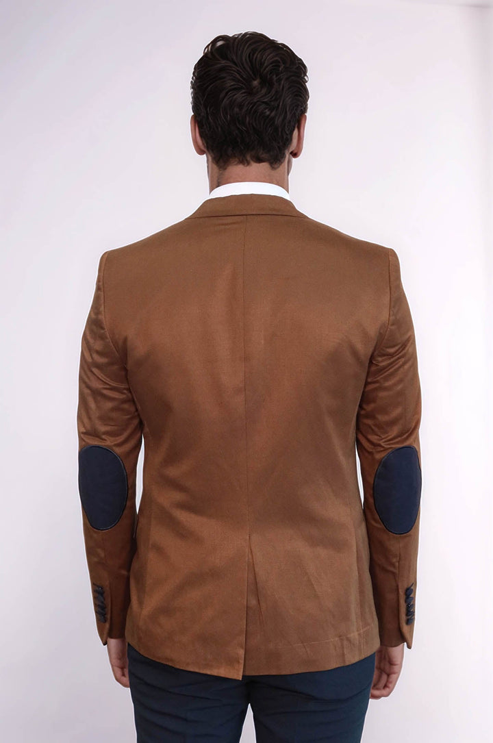 Chaqueta de algodón color canela con 2 botones y 3 bolsillos