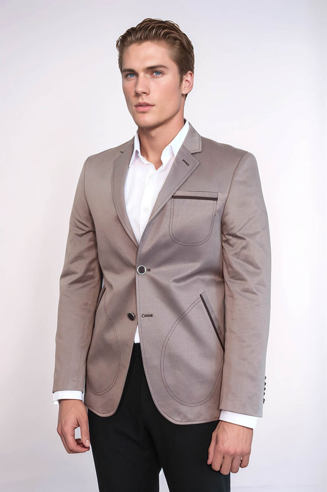 Blazer beige con bolsillos de parche | Wessi