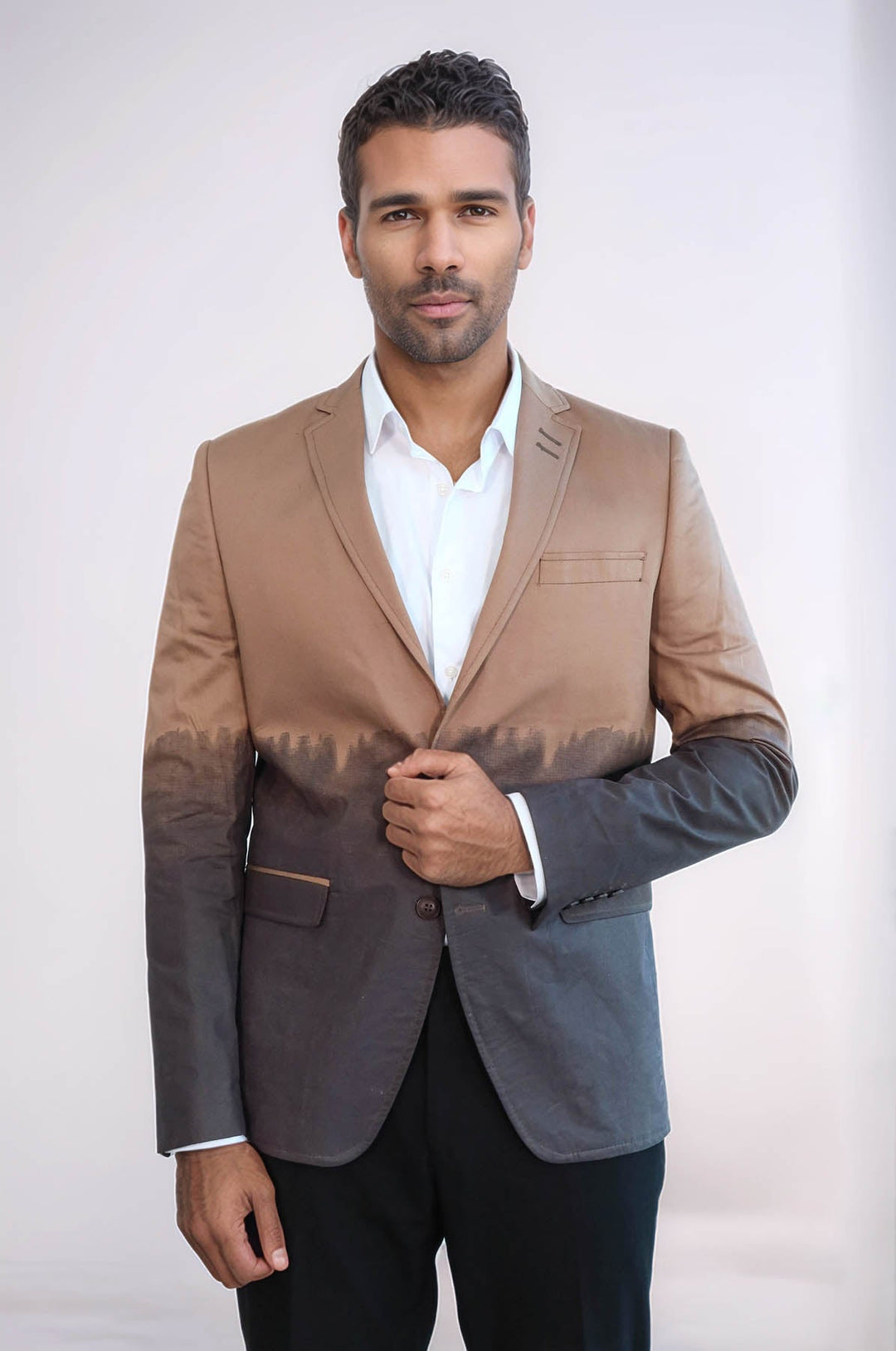 Blazer marrón de algodón de corte entallado - Wessi