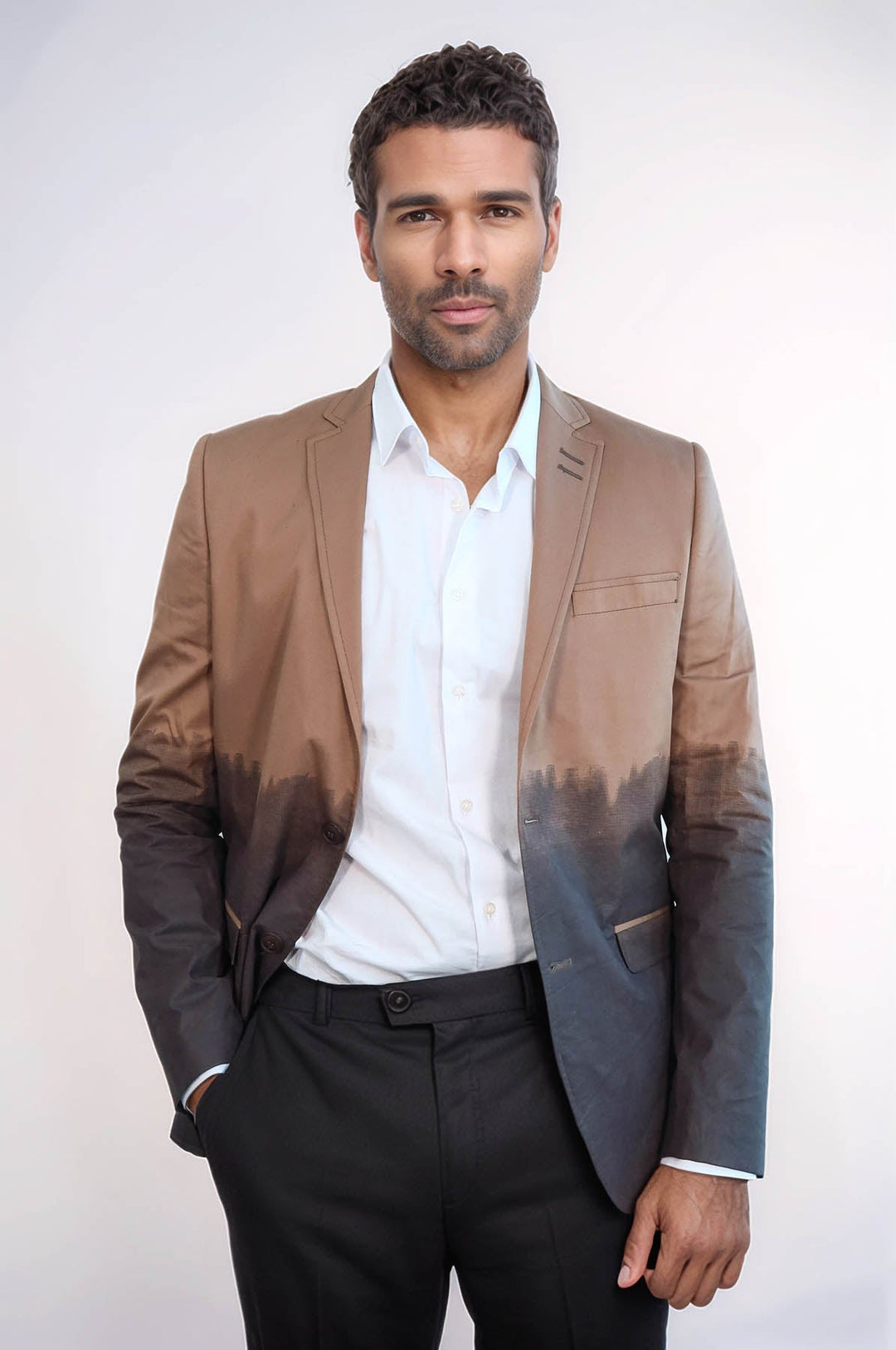 Blazer marrón de algodón de corte entallado - Wessi
