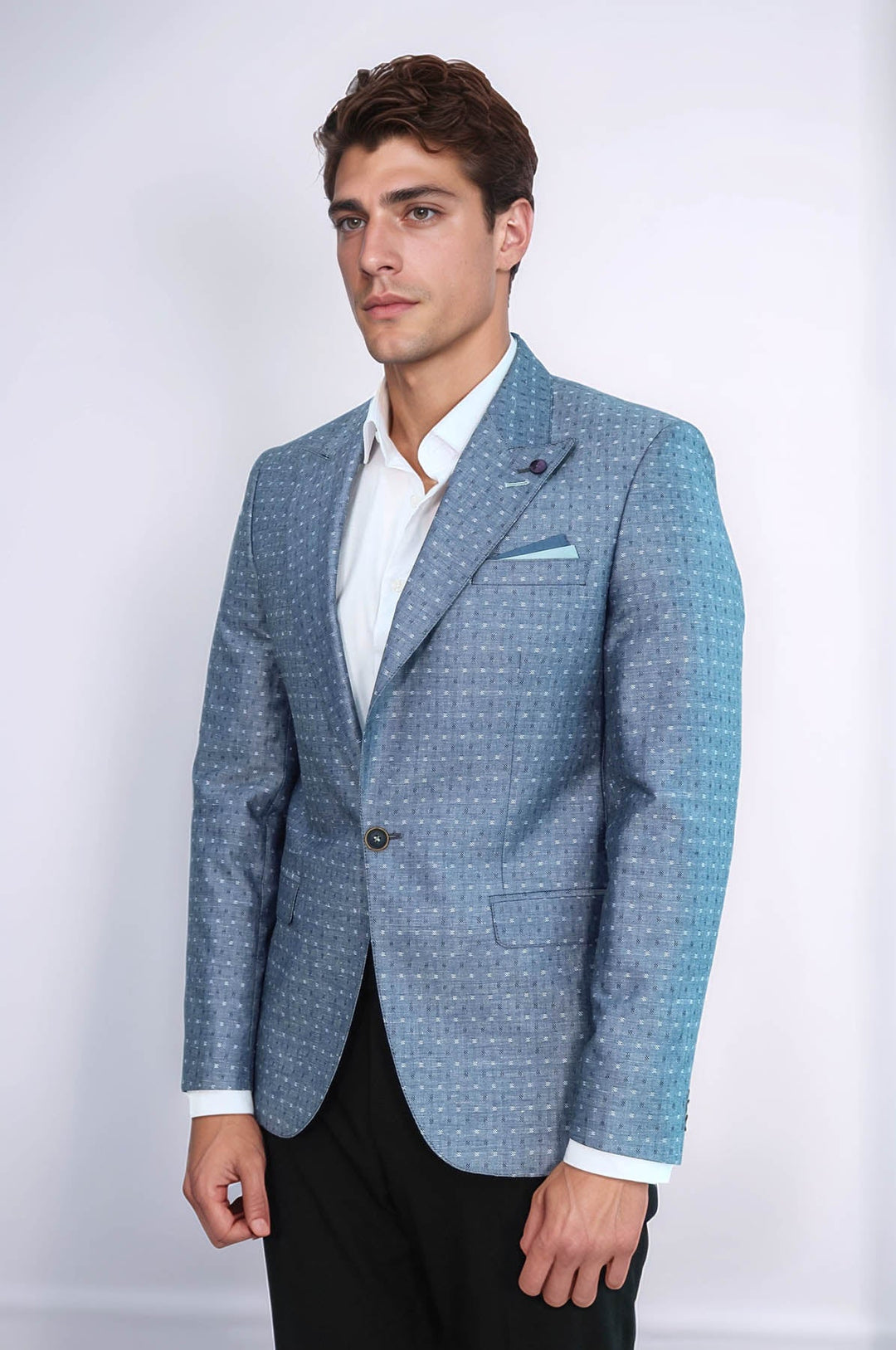 Chaqueta de lino con estampado de lunares en azul claro | Wessi