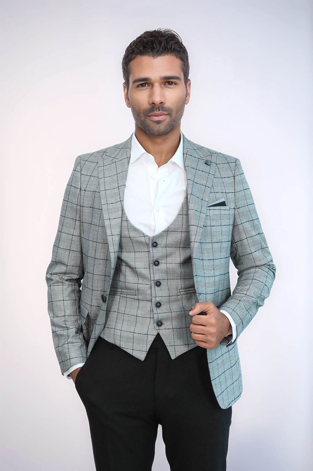 Blazer negro a cuadros con chaleco gris - Wessi