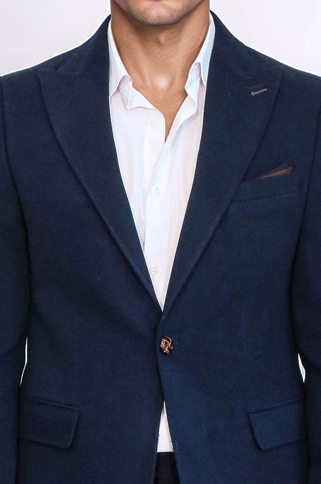 Blazer azul marino con cuello en punta y un botón - Wessi