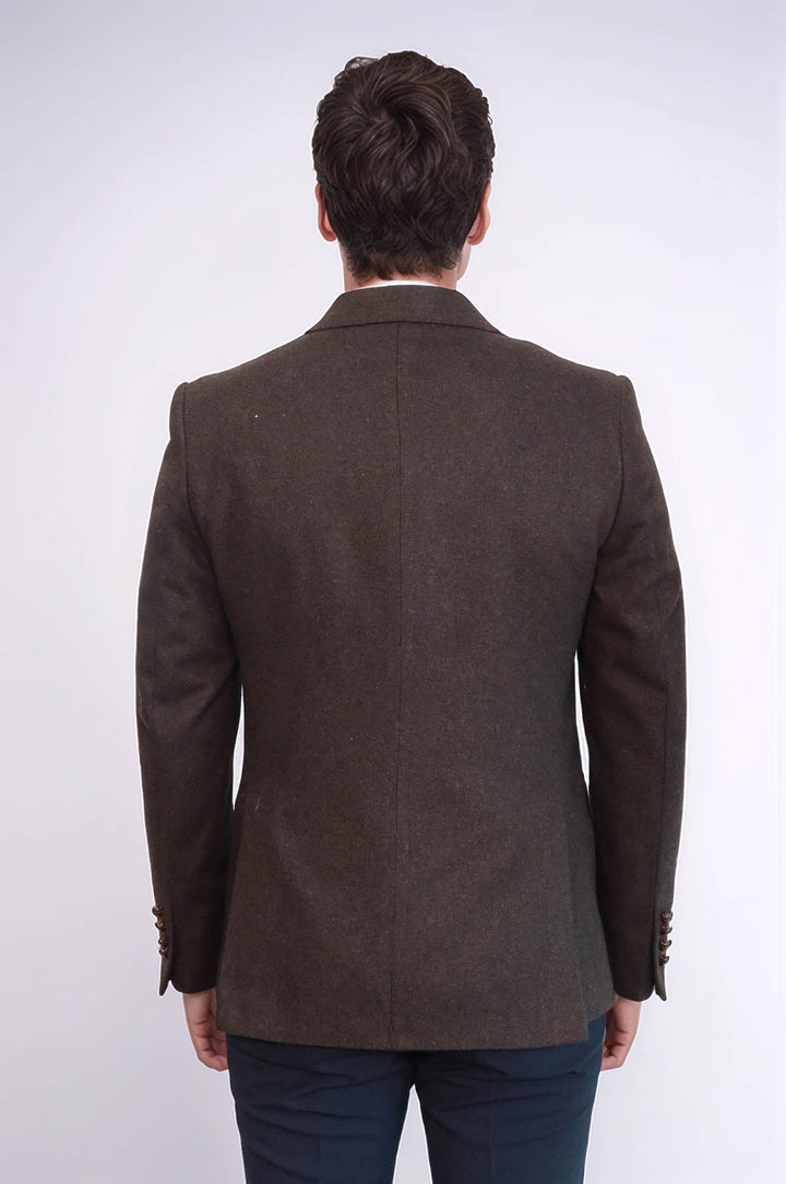 Blazer marrón con cuello ancho y un botón en punta - Wessi
