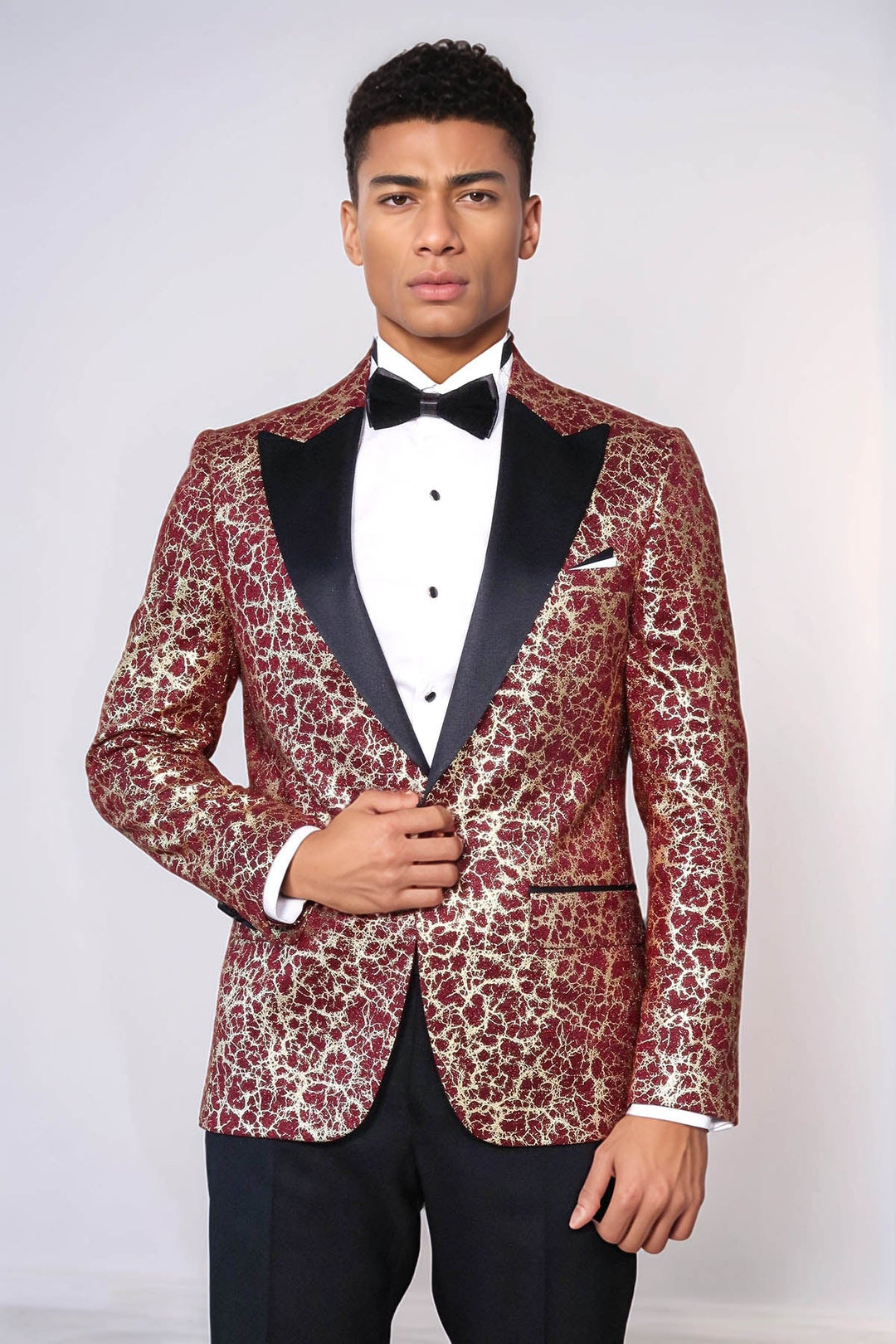 Blazer de fiesta para hombre con solapa de pico y estampado de raíces en color burdeos - Wessi