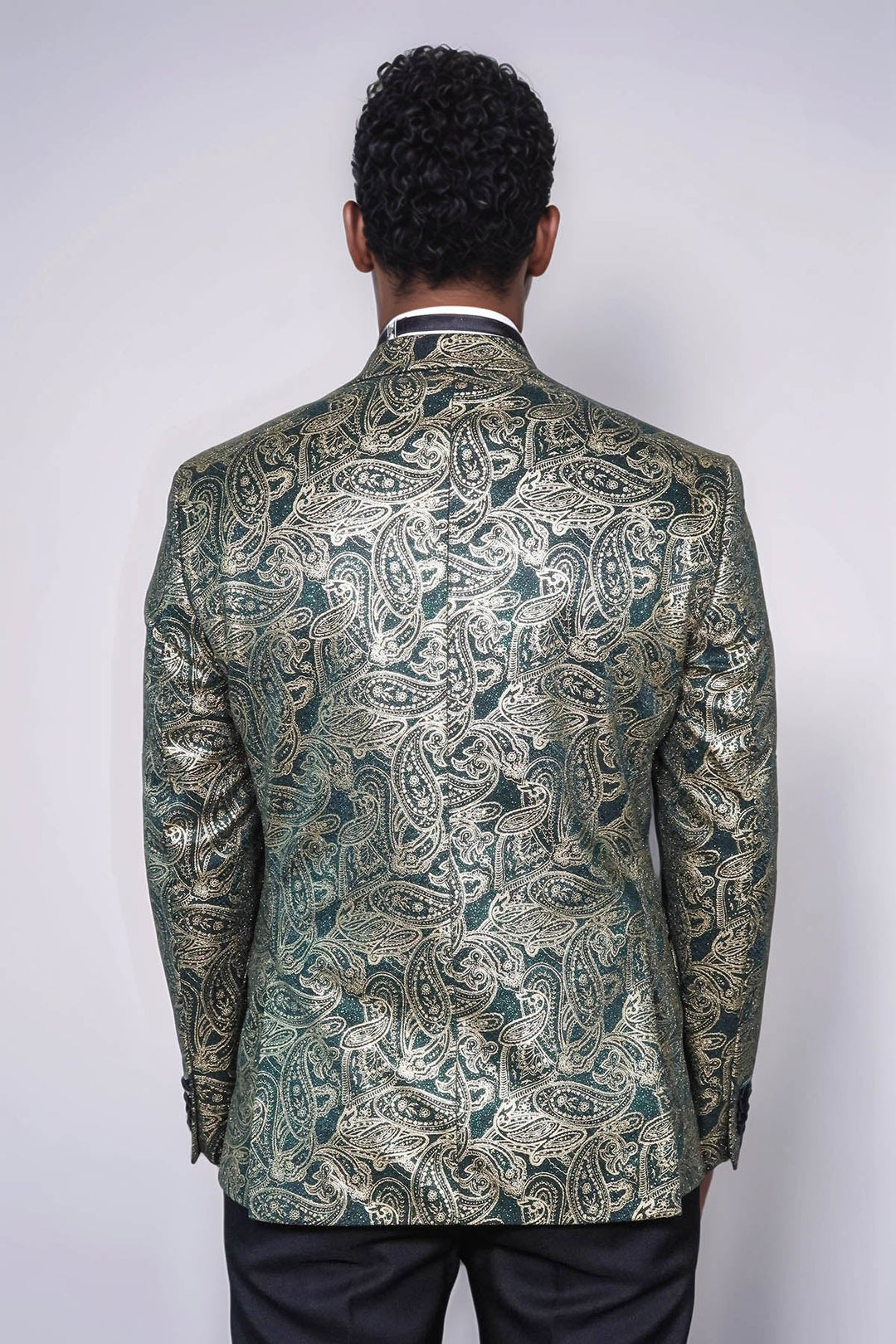 Blazer de fiesta para hombre con solapa de pico y estampado de cachemira en color verde - Wessi