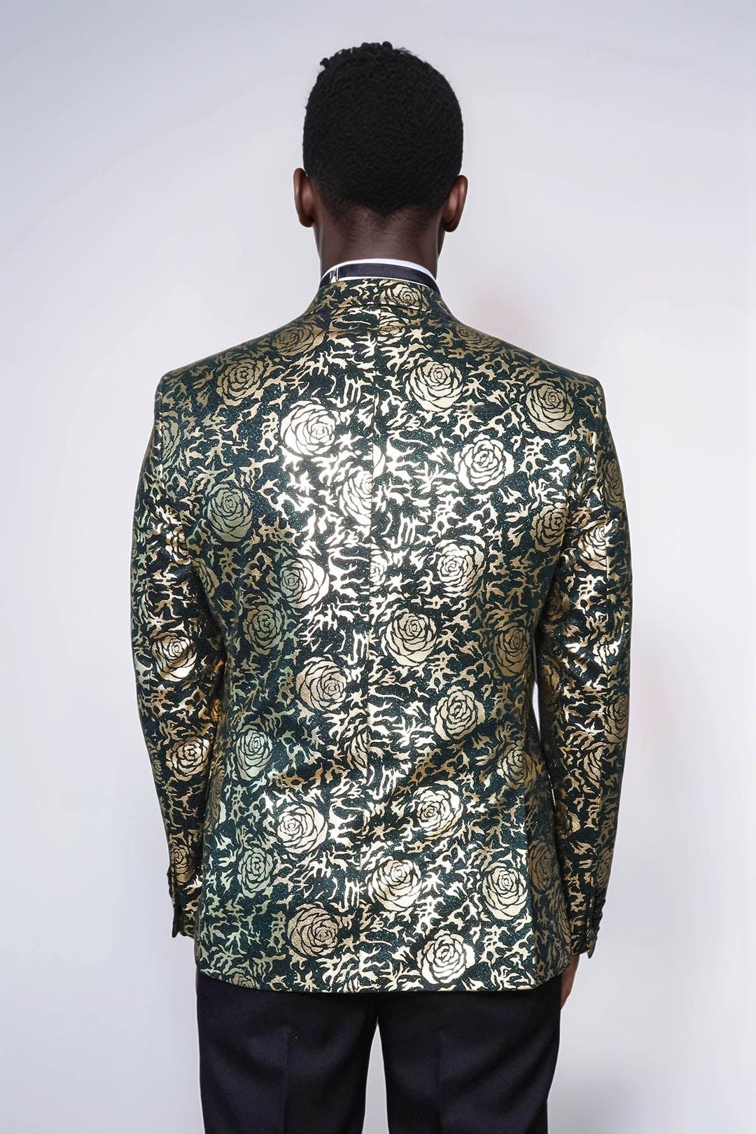 Blazer de fiesta ajustado con estampado de rosas doradas para hombre, color verde - Wessi