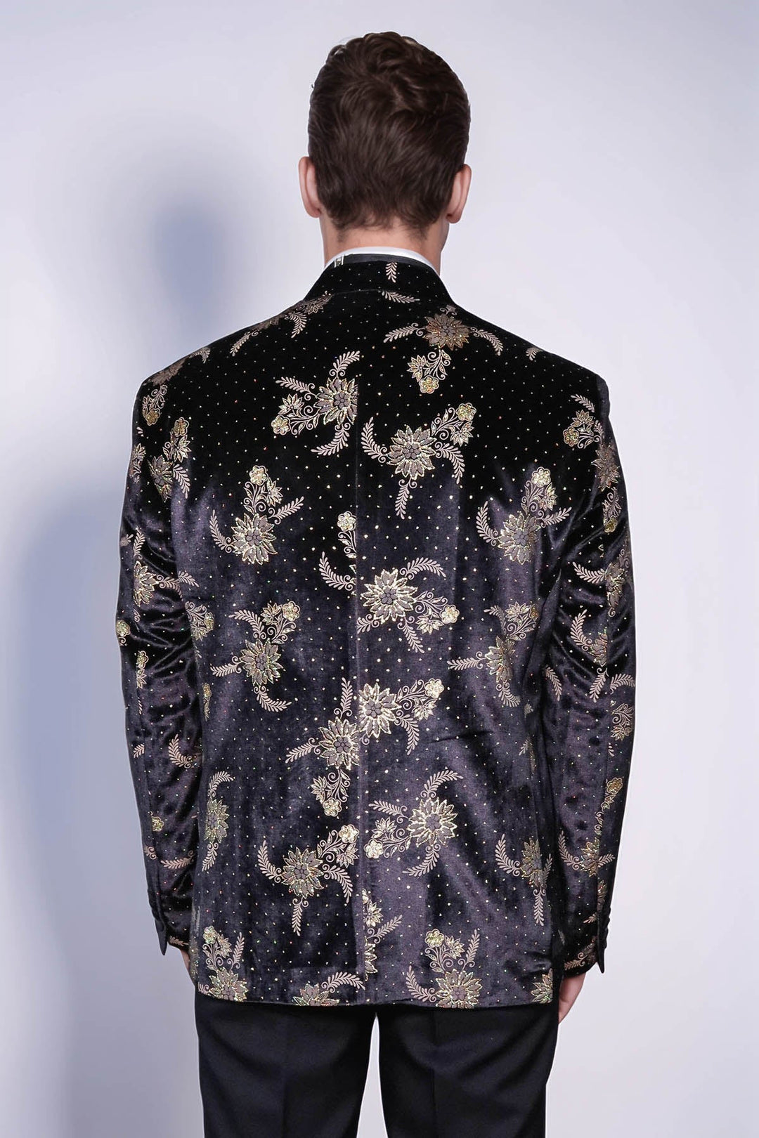 Blazer de terciopelo negro con estampado floral y lunares para hombre - Wessi