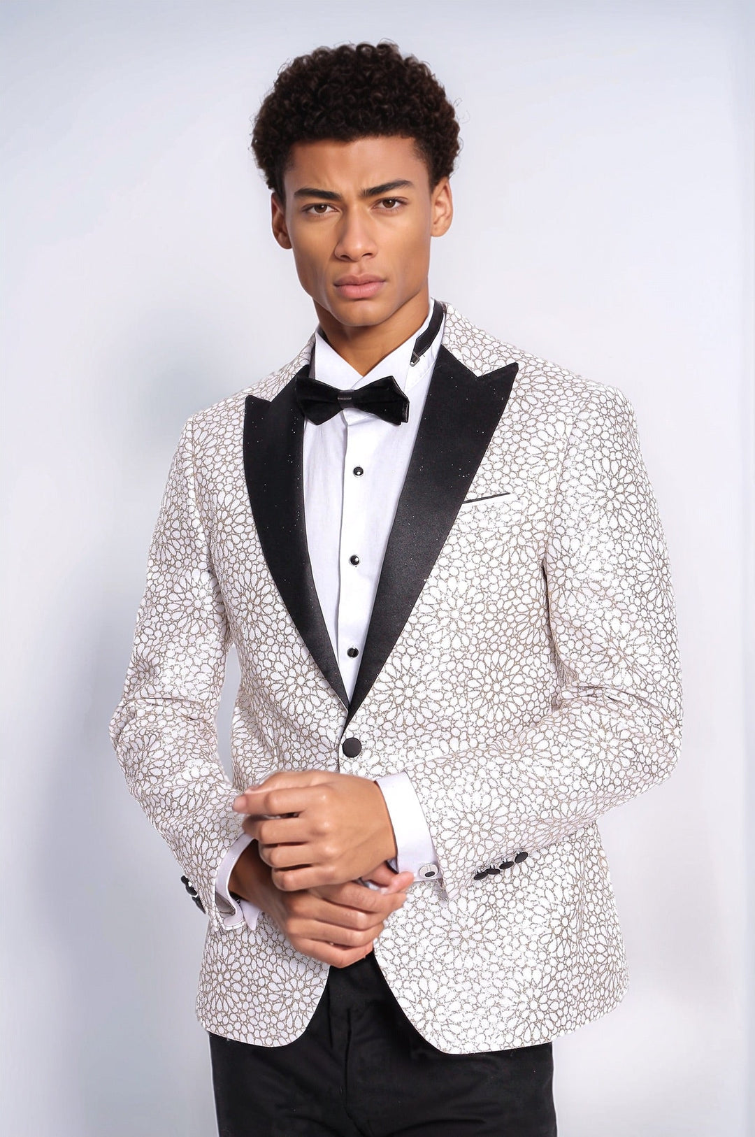 Blazer de fiesta para hombre blanco con estampado de flores bordadas - Wessi
