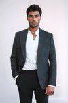 Blazer deportivo liso de corte entallado en color antracita para hombre - Wessi