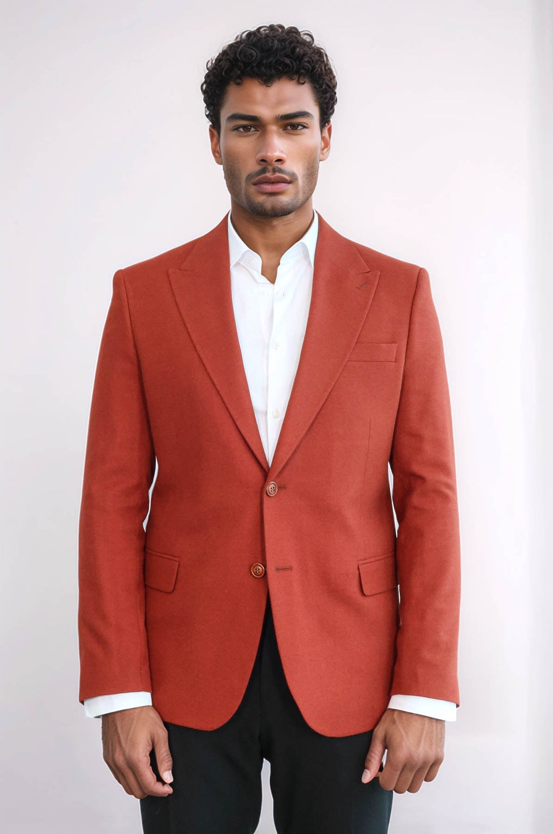 Blazer deportivo liso de corte entallado color burdeos para hombre - Wessi