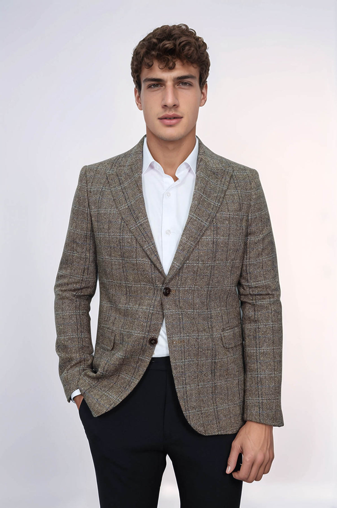 Blazer de lana marrón de corte entallado con diseño de espiga para hombre - Wessi