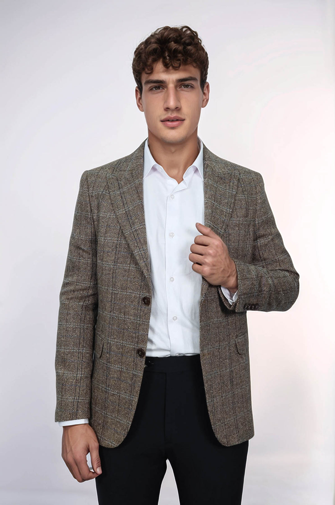 Blazer de lana marrón de corte entallado con diseño de espiga para hombre - Wessi