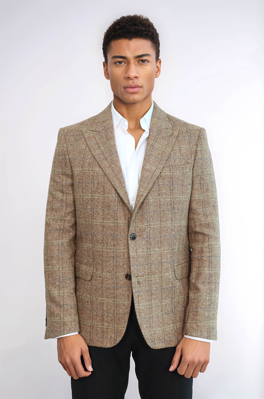 Blazer de lana en color tostado con corte entallado y diseño de espiga para hombre - Wessi