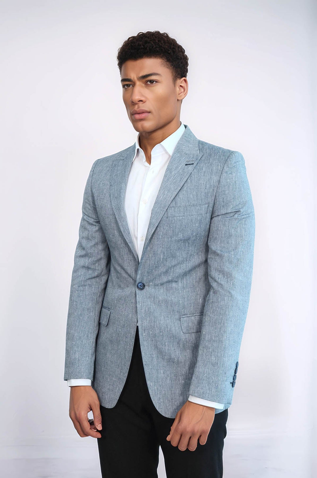 Chaqueta azul con solapa de pico y corte entallado - Wessi