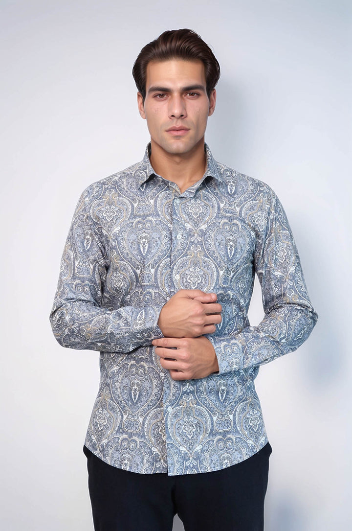Camisa azul de corte entallado con estampado de damasco - Wessi
