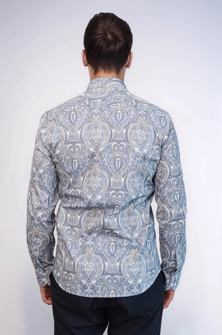 Camisa azul de corte entallado con estampado de damasco - Wessi