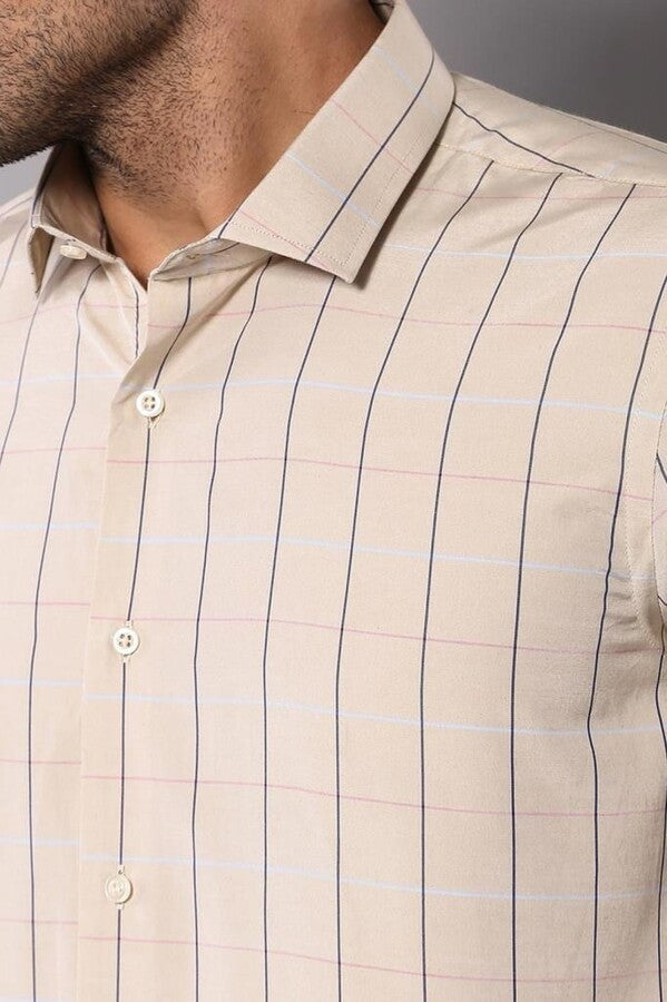 Camisa de cuadros beige de corte ajustado para hombre | Wessi