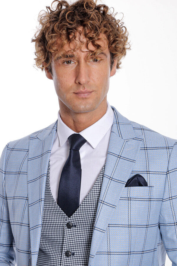 Traje de hombre azul claro de corte entallado con estampado de cuadros - Wessi