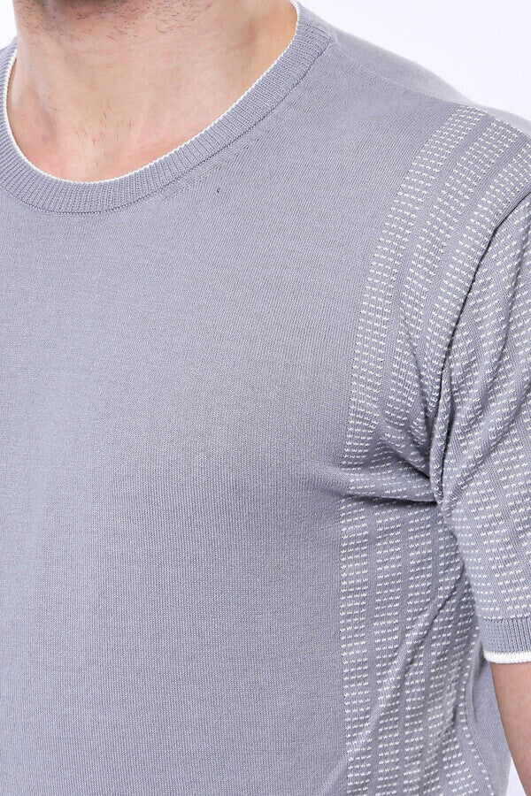 Camiseta de punto gris con cuello redondo y estampado - Wessi