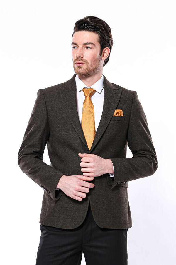 Blazer caqui con solapa de pico para hombre - Wessi