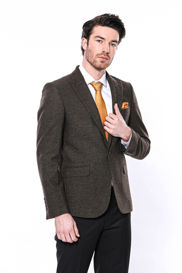 Blazer caqui con solapa de pico para hombre - Wessi