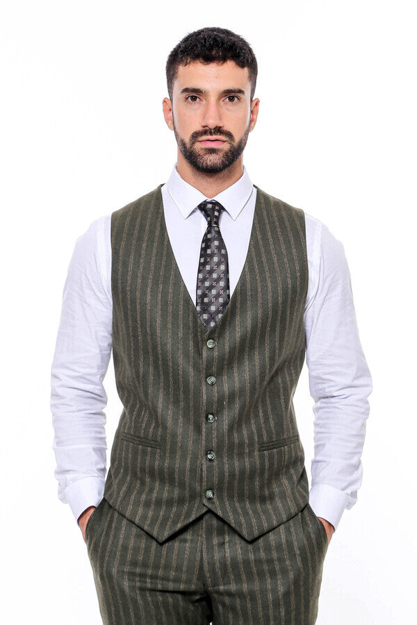 Traje ajustado con rayas verdes y chaleco - Wessi
