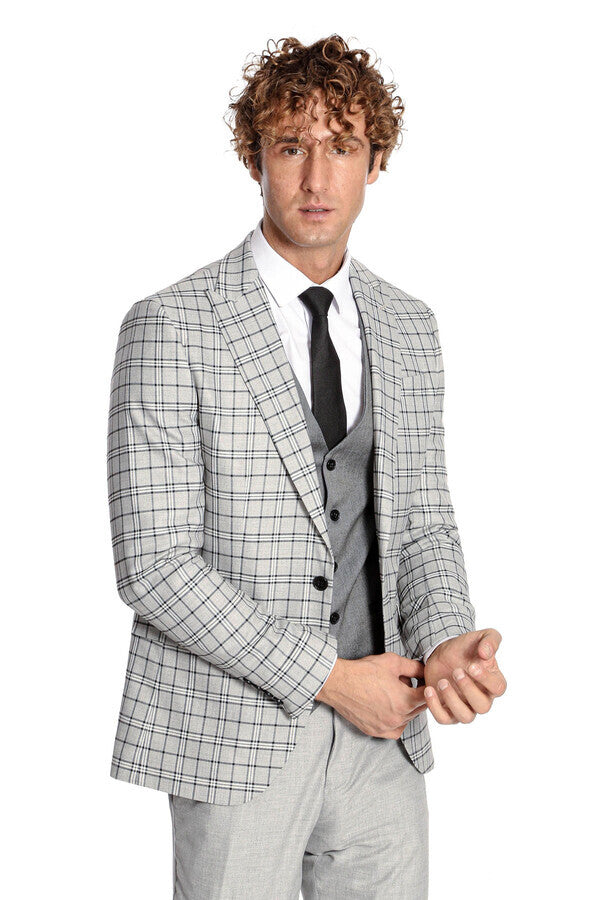 Traje gris claro a cuadros con corte entallado y chaleco para hombre - Wessi