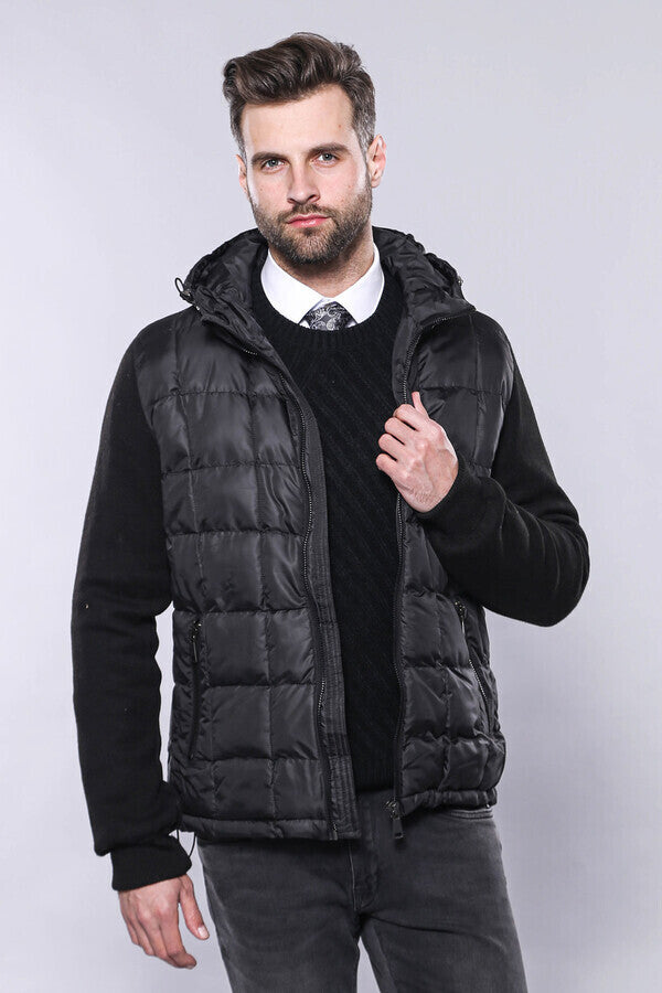 Chaqueta negra con capucha | Wessi