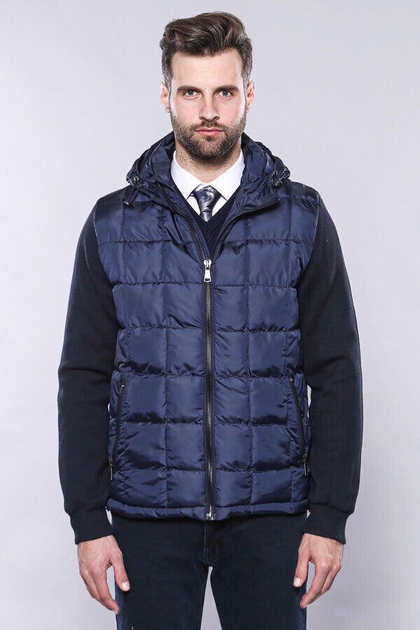 Chaqueta con capucha azul marino | Wessi