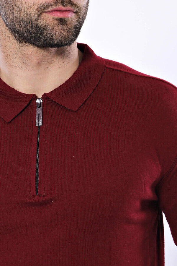 Camiseta de punto lisa de color rojo burdeos con cuello alto - Wessi