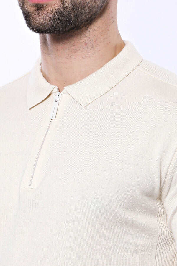 Camiseta de punto color crema lisa con cuello alto - Wessi