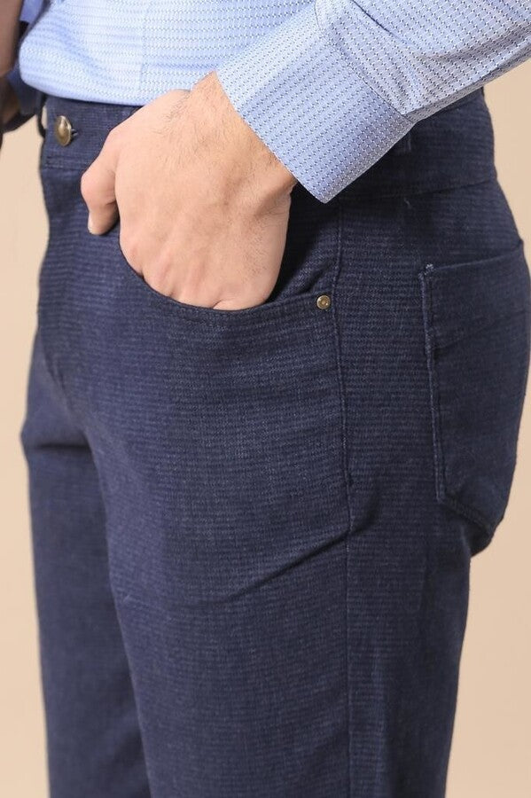 Pantalones ajustados de cinco bolsillos en azul marino para hombre - Wessi
