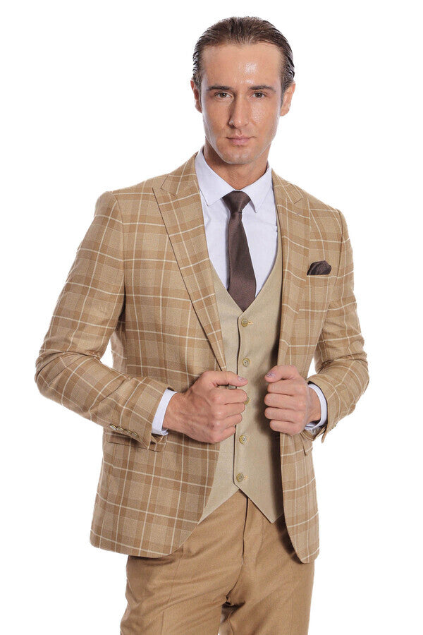 Traje de hombre beige a cuadros de corte entallado - Wessi