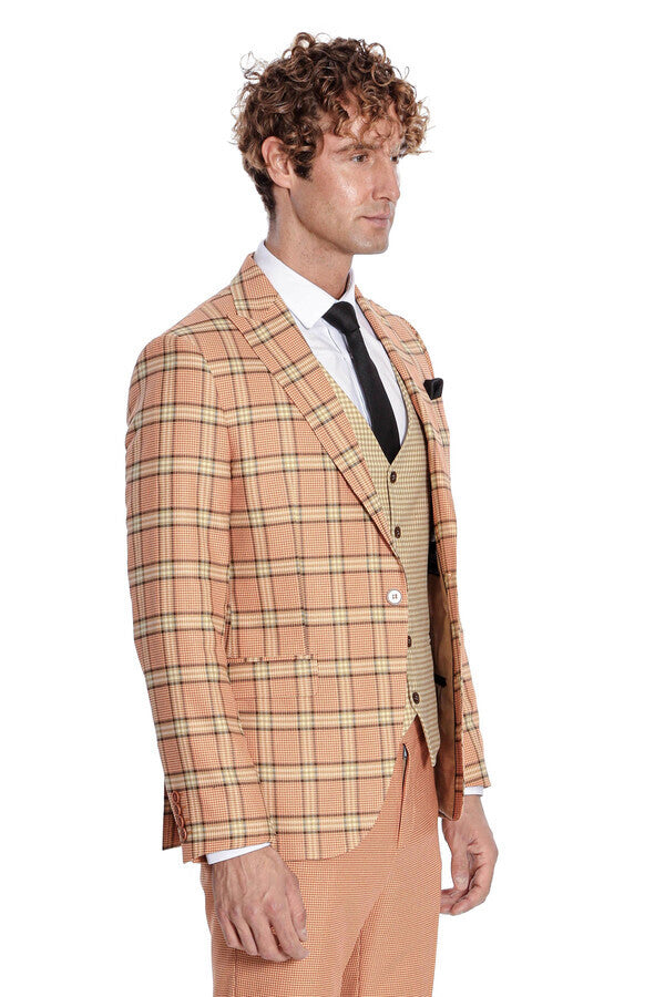 Traje de hombre en naranja con estampado de cuadros y corte entallado - Wessi