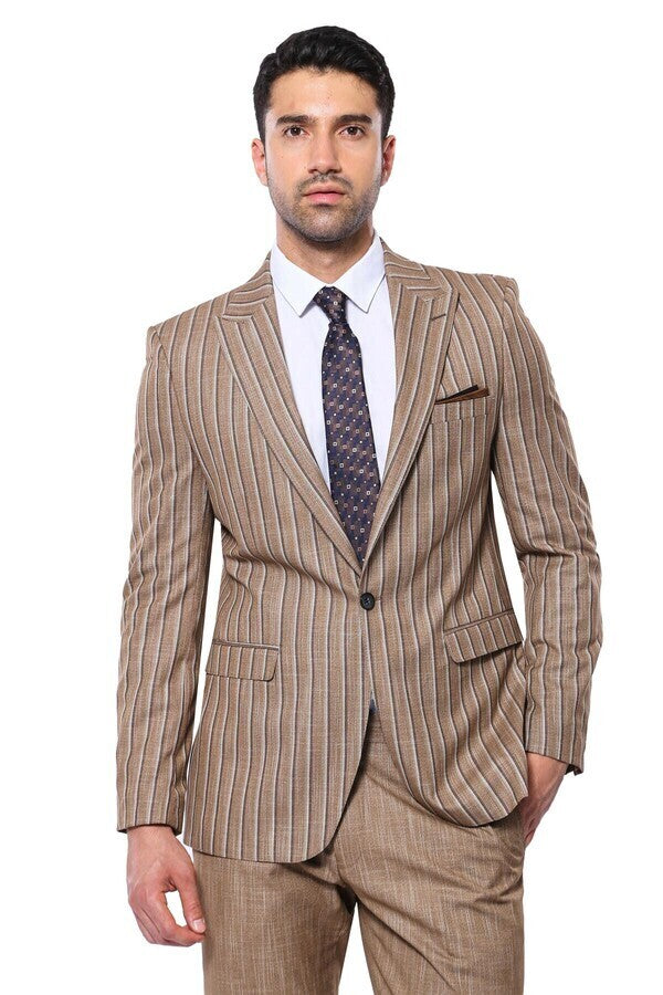 Blazer de rayas y pantalón liso, traje marrón claro para hombre - Wessi