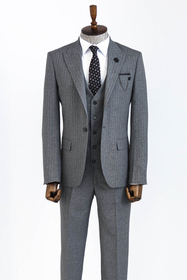 Traje de hombre gris con chaleco a rayas - Wessi