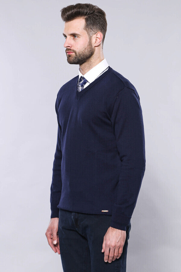V Neck Dark Blue Knitwear | Wessi