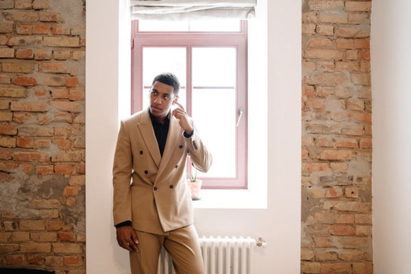 Wholesale Double-Breasted Suits: The Trend You Can’t Ignore