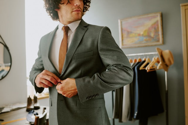 Wessi Wholesale: A Leader in Men's Blazer Bulk Sales