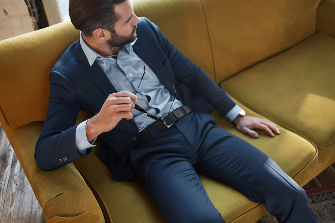 How to Package and Ship Men's Blazers Bought in Bulk