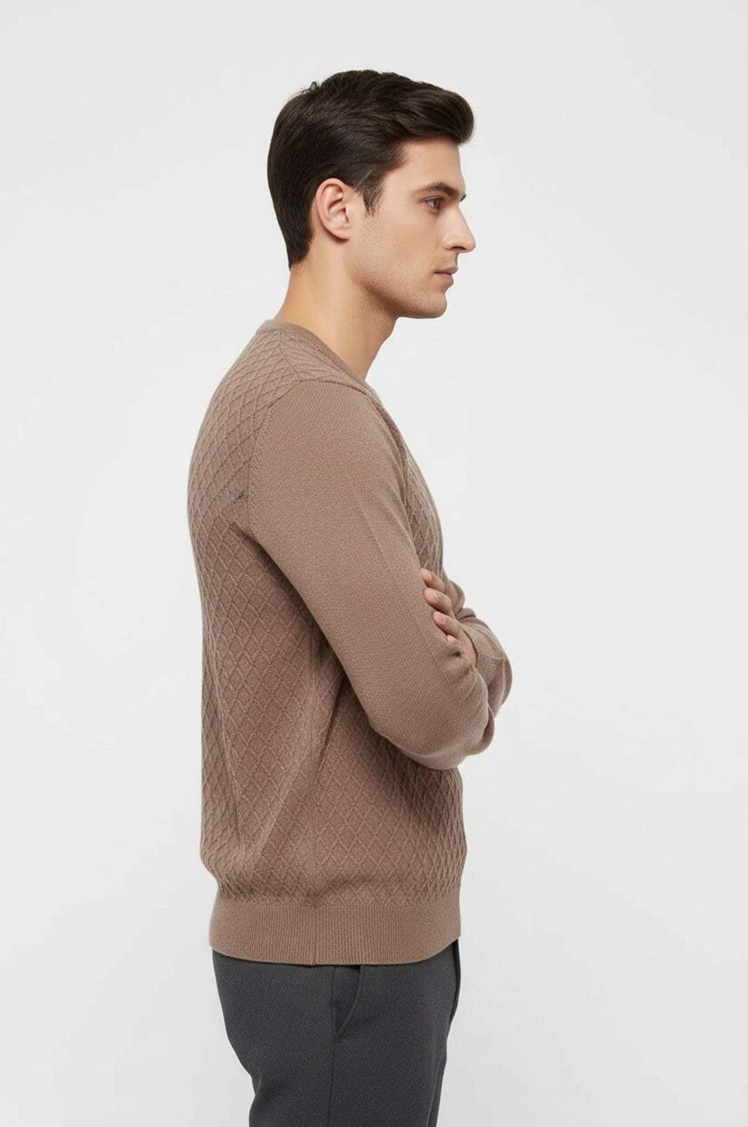 Suéter beige con cuello redondo y estampado de rombos - Wessi