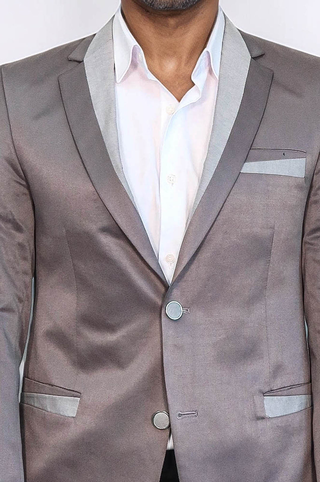 Chaqueta gris con 3 bolsillos y 2 botones con ribete cruzado - Wessi