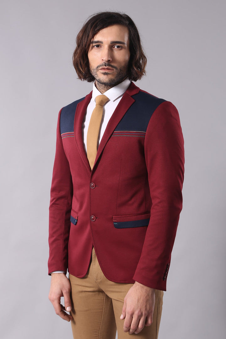 Chaqueta de hombre color burdeos con cuello bordado y peinado - Wessi