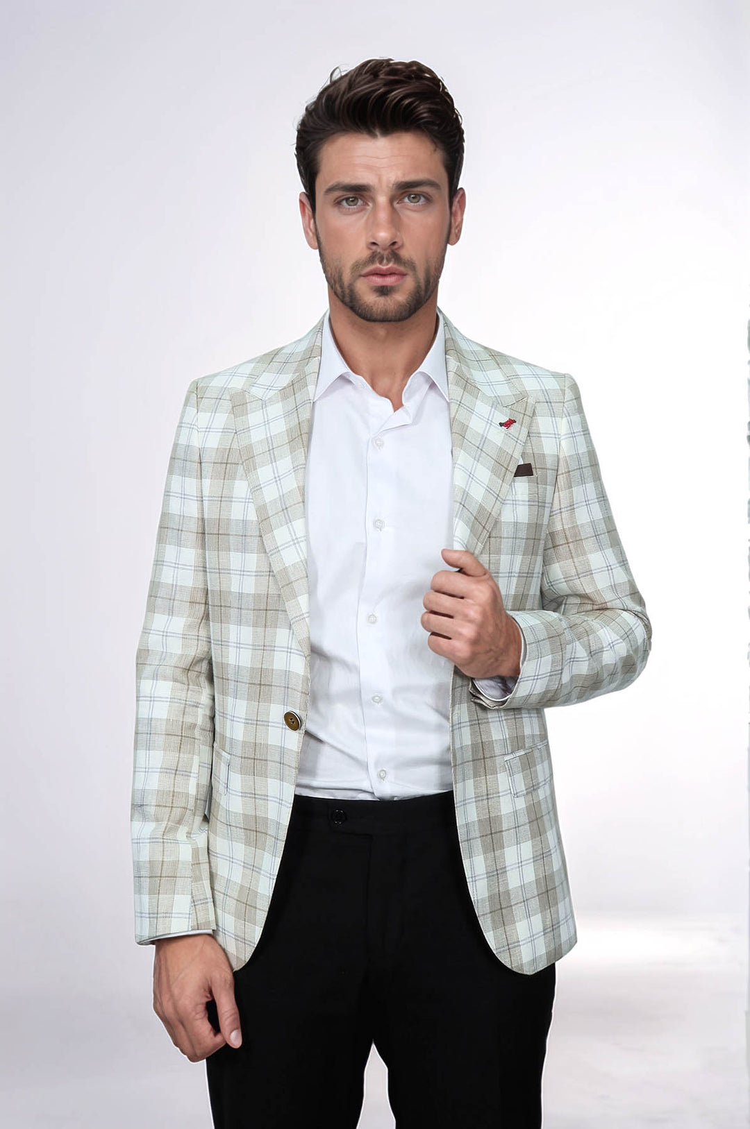 Blazer marrón claro con cuello ancho y puntiagudo y un botón - Wessi