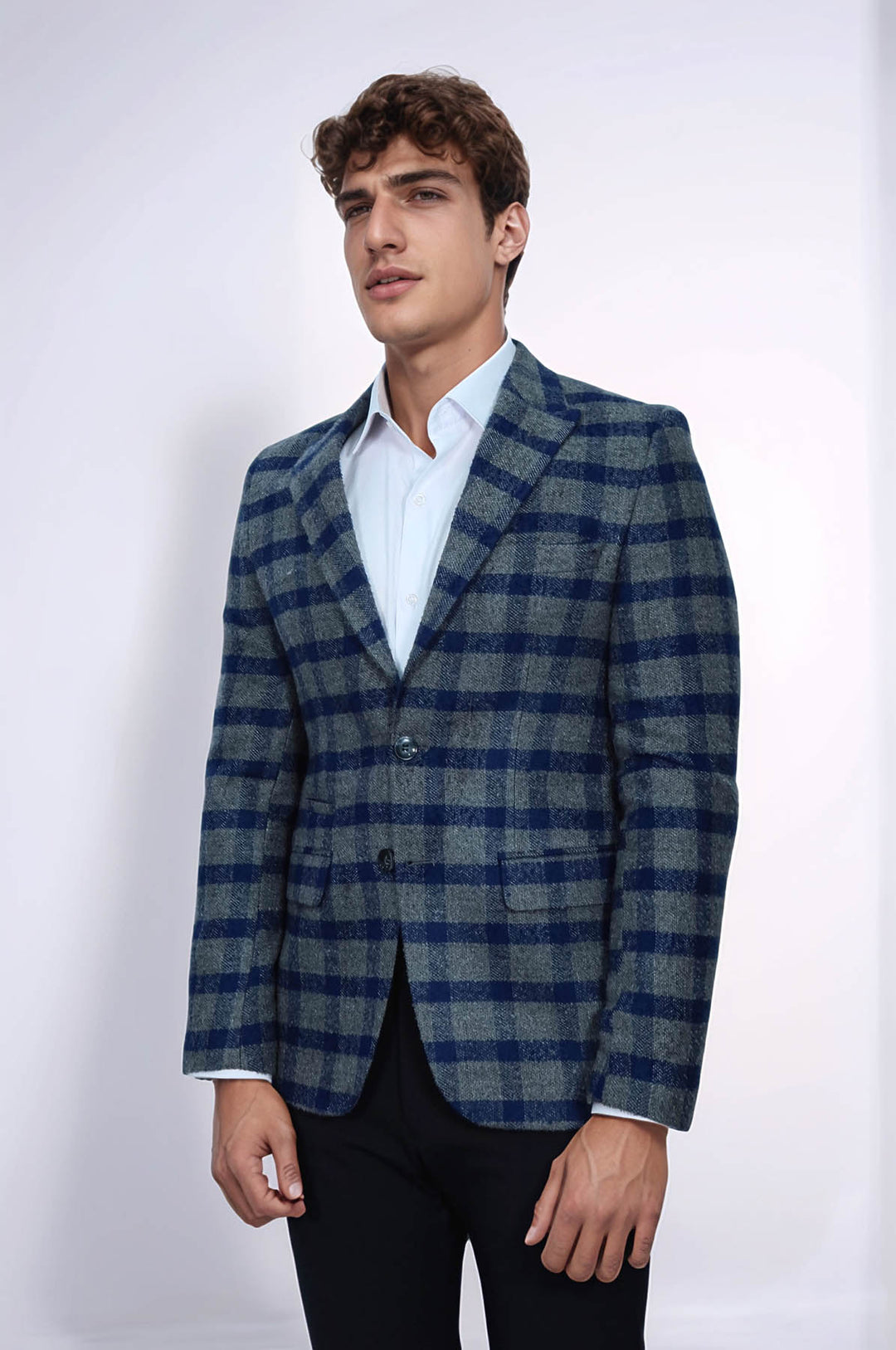 Blazer ajustado de cuadros con solapa de pico para hombre en azul - Wessi