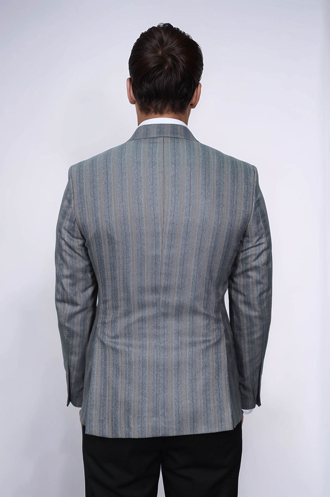 Blazer gris de rayas de corte entallado para hombre - Wessi