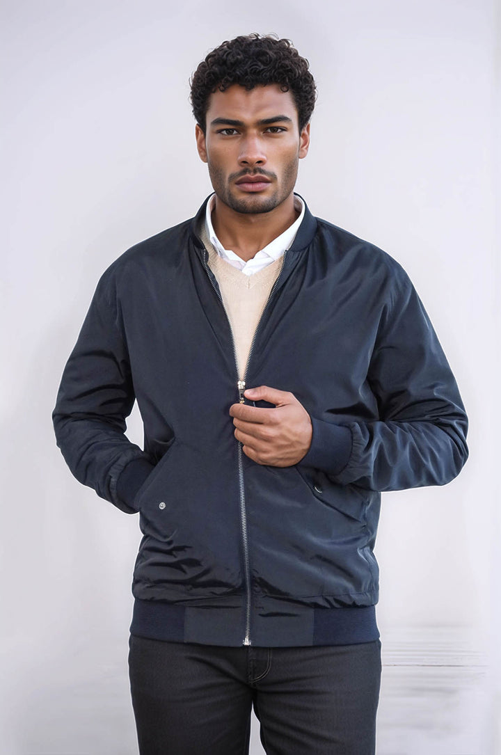 Chaqueta bomber azul marino con bolsillos con solapa y cremallera para hombre - Wessi