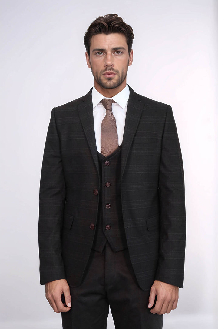 Traje de invierno de tres piezas para hombre a cuadros marrones - Wessi